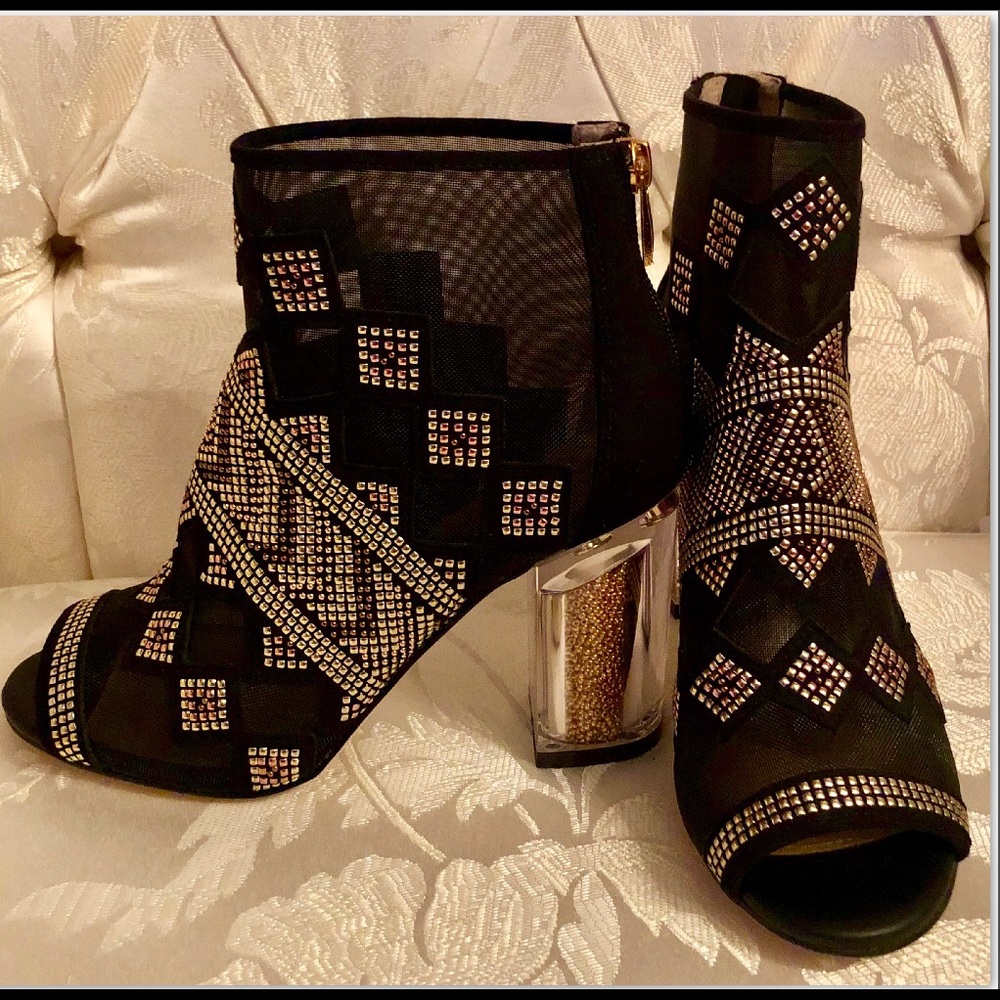 KATY PERRY• THE NAKANO ANKLE BOOTIE - Picture 6 of 8
